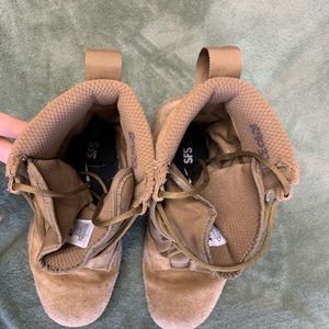 nike trail frame boots